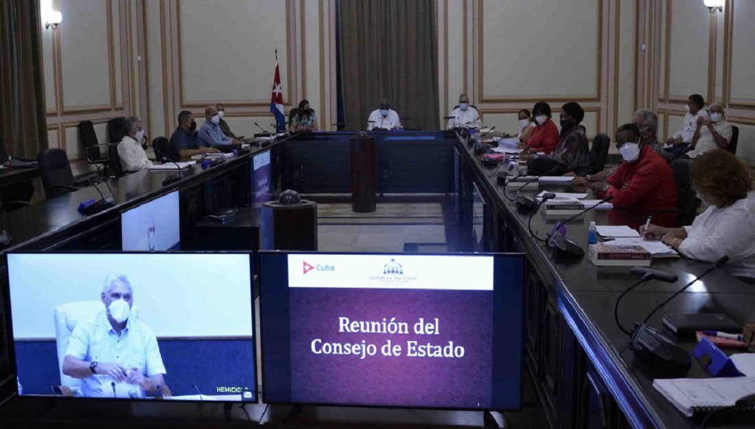 Aprueba Consejo de Estado nuevos decretos-leyes para fortalecer modelo económico-social cubano
